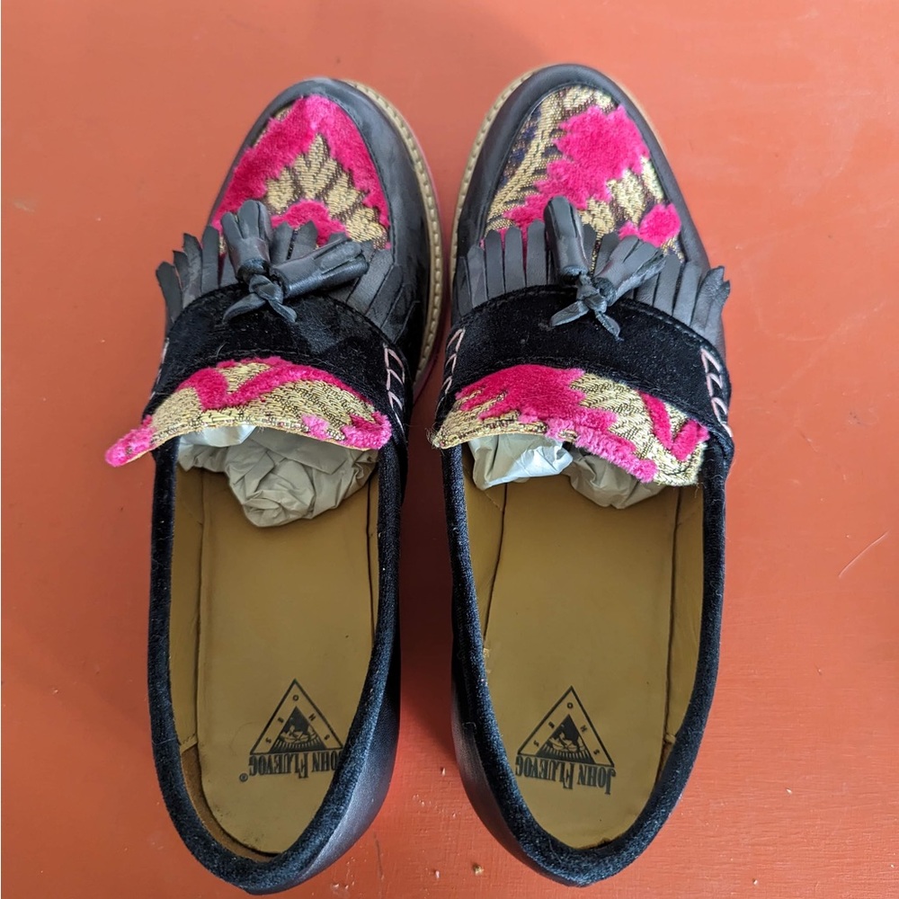 Biblio Alma Loafer